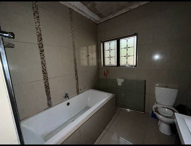 4 BEDROOM HOUSE FOR SALE IN WESTVILLE